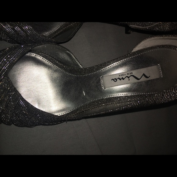 Shoes - Picture 4 of 7